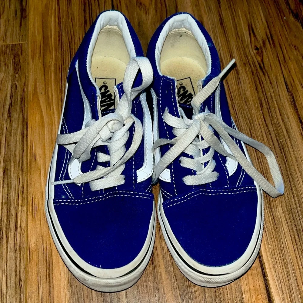 Kids Vans - Picture 2 of 4